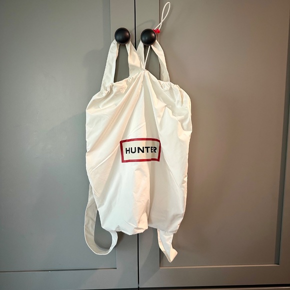 HUNTER Friday Packable Hooded Quilted Jacket - Picture 8 of 13